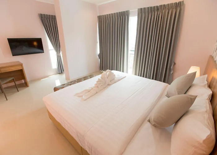 The Bedroom Ladprao 101 - Sha Hotel 4*