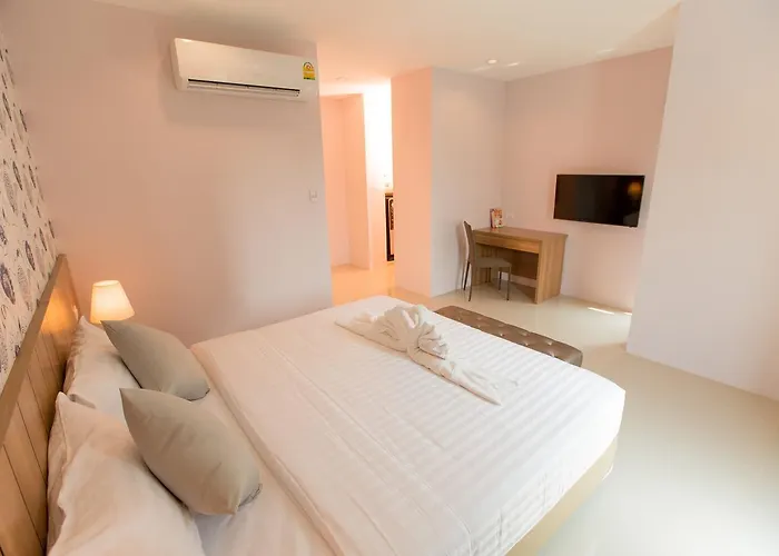 The Bedroom Ladprao 101 - Sha Hotel 4*